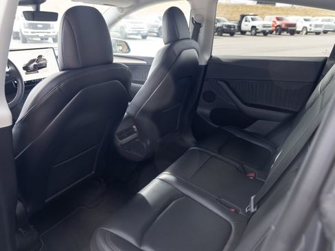 Used 2023 Tesla Model Y Long Range image 15