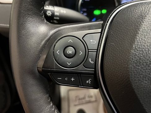 Used 2022 Toyota RAV4 XLE image 32