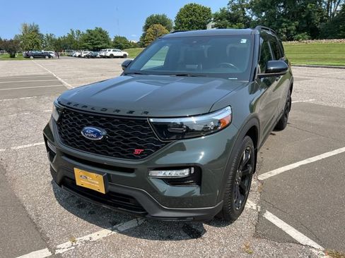 Used 2024 Ford Explorer ST w/ Equipment Group 401A AWD/4WD image 4