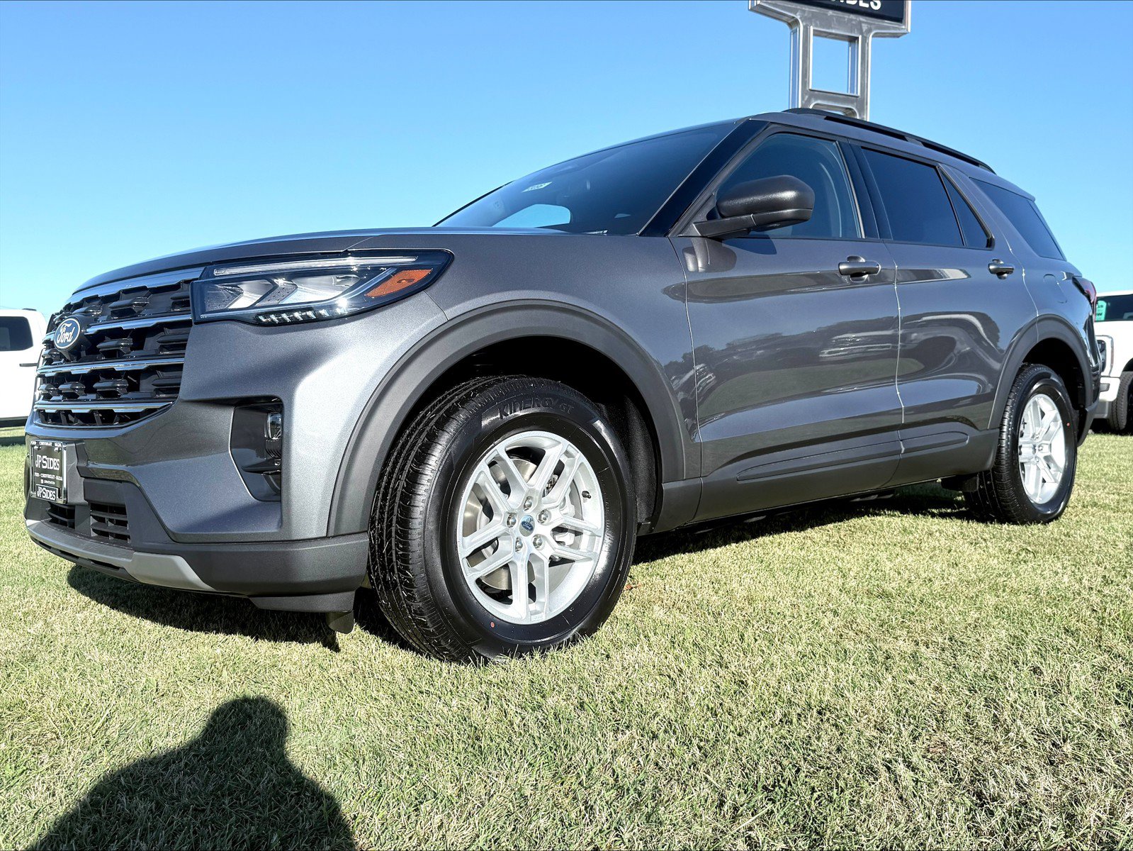 New 2027 Ford Explorer Active w/ Active Comfort Package AWD/4WD image 1