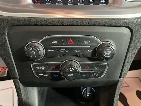 Used 2019 Dodge Charger GT image 20