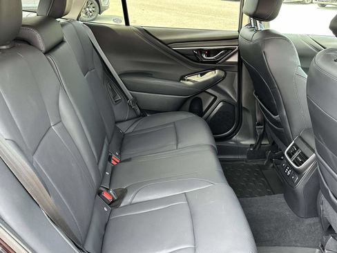 Used 2024 Subaru Outback Limited AWD/4WD image 14