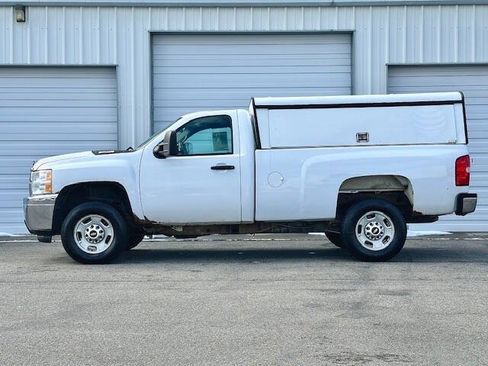Used 2014 Chevrolet Silverado 2500 W/T AWD/4WD image 8