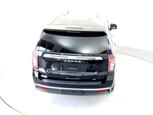 Used 2022 Chevrolet Tahoe LT w/ Luxury Package image 17