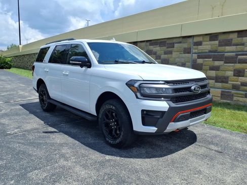 Used 2023 Ford Expedition Timberline AWD/4WD image 2