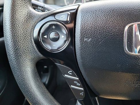 Used 2016 Honda Accord LX image 31