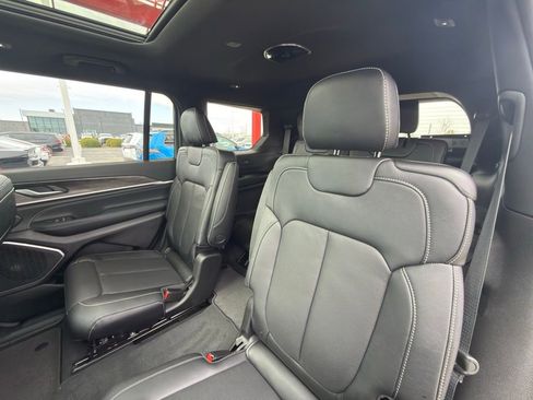 New 2026 Jeep Grand Cherokee L Limited AWD/4WD image 23