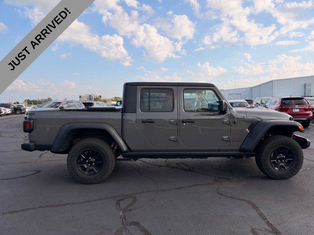 Used 2023 Jeep Gladiator Mojave w/ Cold Weather Group AWD/4WD image 4