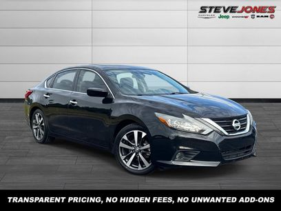 Used 2016 Nissan Altima 2.5 SR w/ Interior Lighting Package