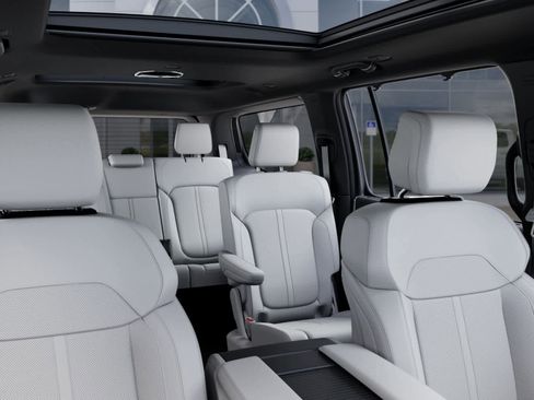 New 2026 Jeep Grand Wagoneer Summit image 26