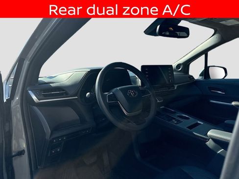 Used 2024 Toyota Sienna XLE Woodland Edition image 9