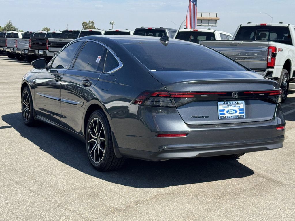 Used 2023 Honda Accord EX image 5