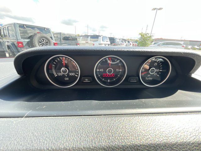Used 2012 Volkswagen Beetle 2.0T FWD image 22