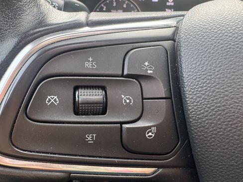 Used 2022 Buick Envision Avenir w/ Technology Package II image 14