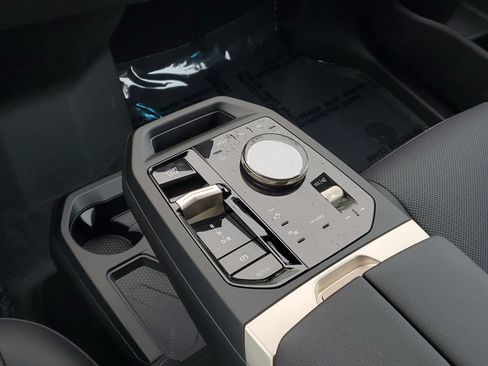 New 2026 BMW iX xDrive45 AWD/4WD image 16