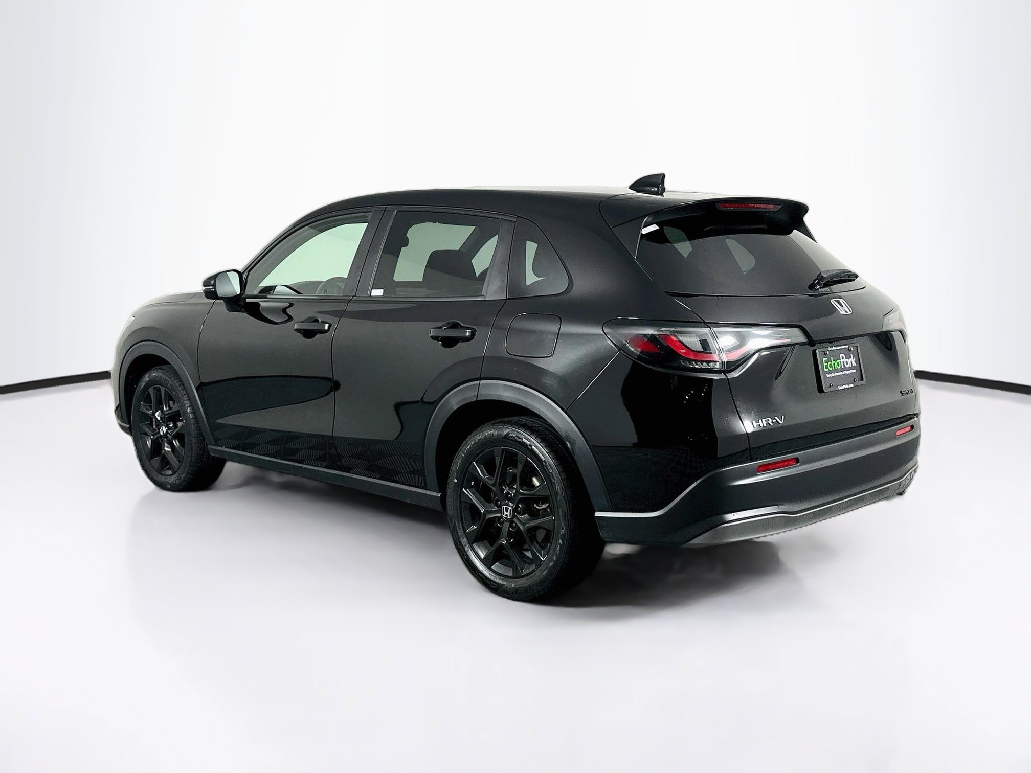Used 2025 Honda HR-V Sport image 5