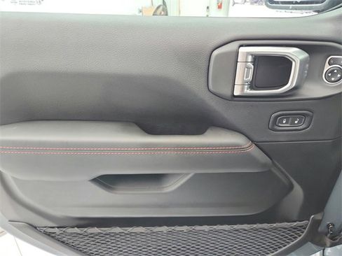 New 2026 Jeep Gladiator Rubicon w/ Steel Bumper Group image 37