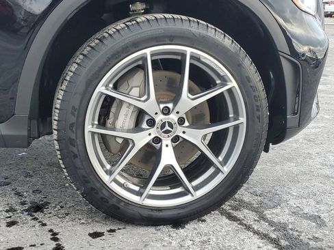 Used 2022 Mercedes-Benz GLC 300 4MATIC image 9