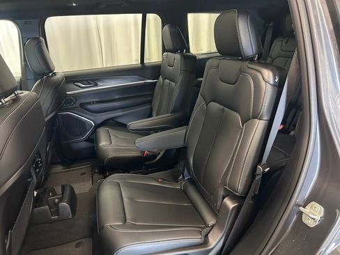New 2026 Jeep Grand Cherokee L Limited AWD/4WD image 22