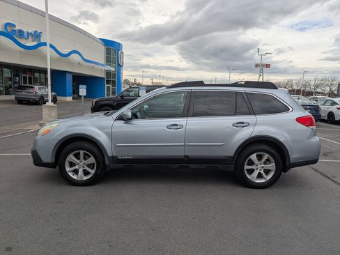 Used 2014 Subaru Outback 2.5i Limited w/ Moonroof Package image 9