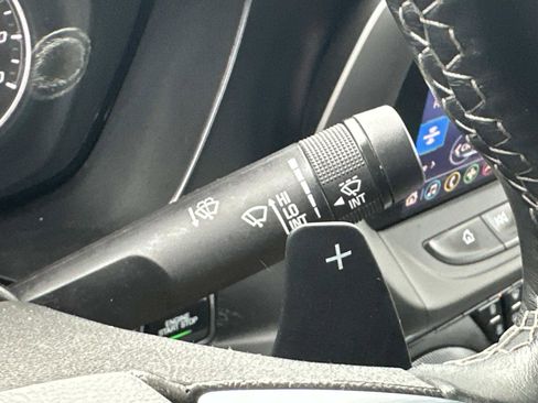 Certified 2021 Chevrolet Camaro LT w/ RS Package image 22