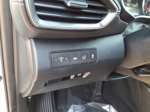 Used 2023 Hyundai Santa Fe SEL image 19