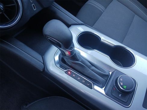 Used 2023 Chevrolet Blazer LT image 32