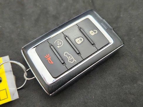 Used 2022 Jeep Grand Cherokee L Limited AWD/4WD image 13