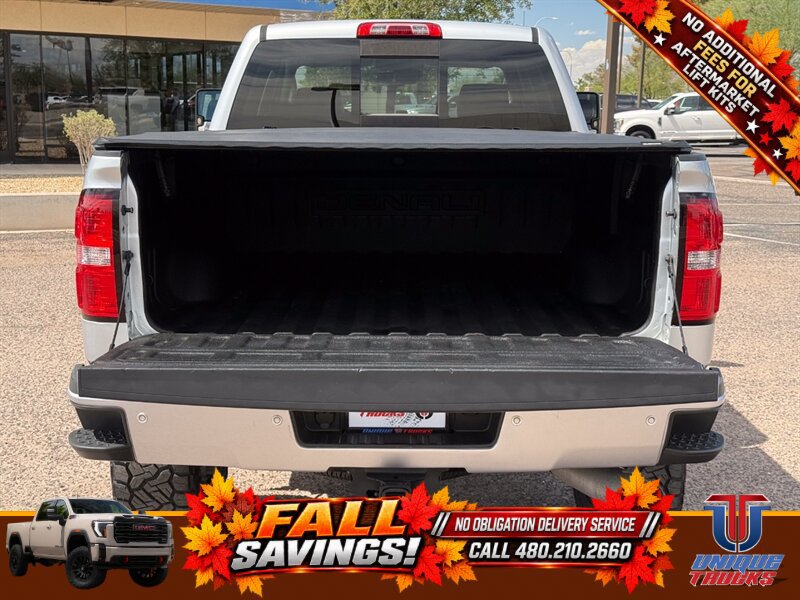 Used 2019 GMC Sierra 2500 Denali w/ Duramax Plus Package AWD/4WD image 7