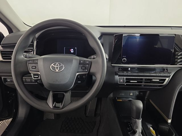 Used 2025 Toyota Camry LE FWD image 12