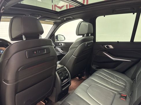 Used 2022 BMW X5 xDrive45e w/ M Sport Package image 30