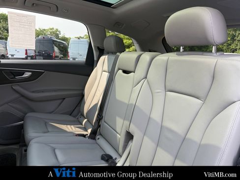 Used 2021 Audi Q7 3.0T Premium Plus AWD/4WD image 22