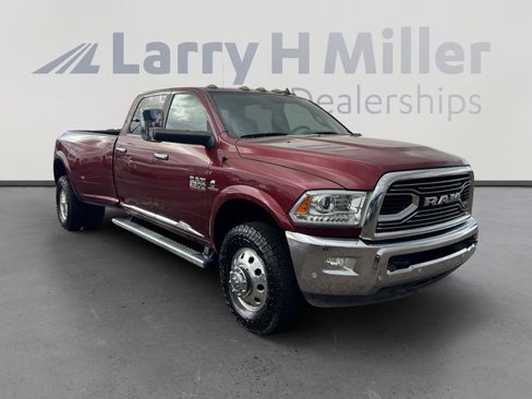 Used 2018 RAM 3500 Laramie Longhorn image 7