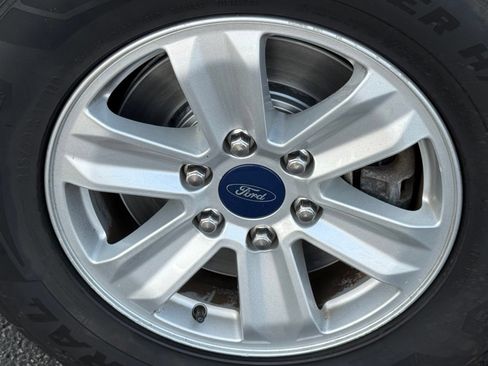 Used 2018 Ford F150 XL w/ Equipment Group 101A Mid RWD image 11