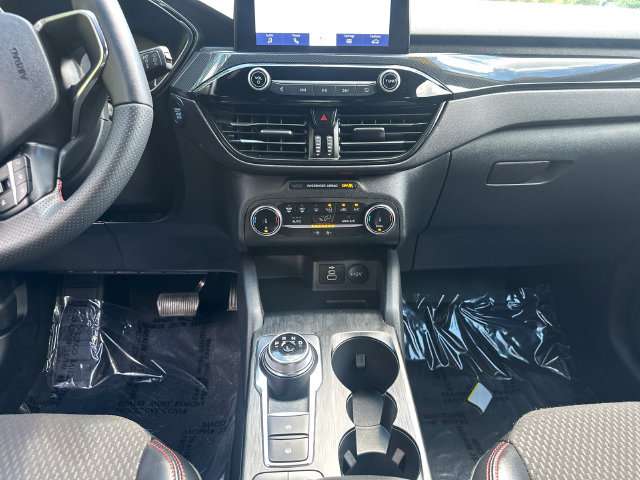 Used 2025 Ford Escape ST-Line AWD/4WD image 23