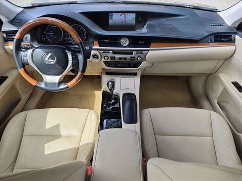 Used 2013 Lexus ES 300h w/ Premium Pkg FWD image 19