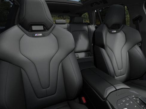 New 2026 BMW M5 Touring image 11