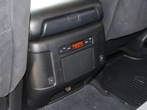 Used 2019 Nissan Armada SV w/ Driver Package RWD image 19