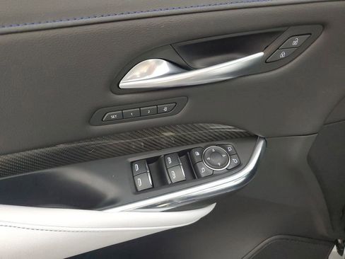 Used 2024 Cadillac XT4 Sport image 27