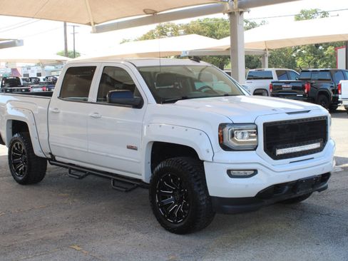 Used 2017 GMC Sierra 1500 SLT image 4
