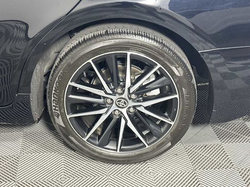 Used 2024 Toyota Camry SE image 18