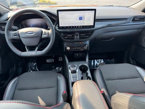 Used 2024 Ford Escape ST-Line w/ Tech Pack #1 FWD image 12