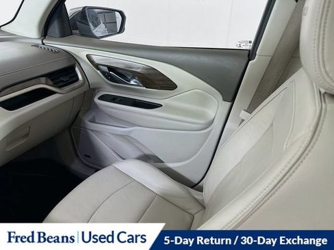 Used 2019 GMC Terrain Denali w/ Advanced Safety Package AWD/4WD image 31