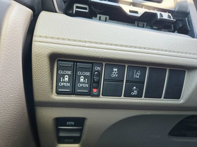 Used 2019 Honda Odyssey EX image 32