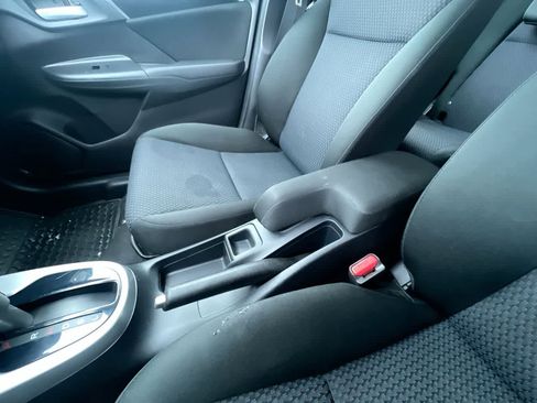 Used 2020 Honda Fit LX image 21