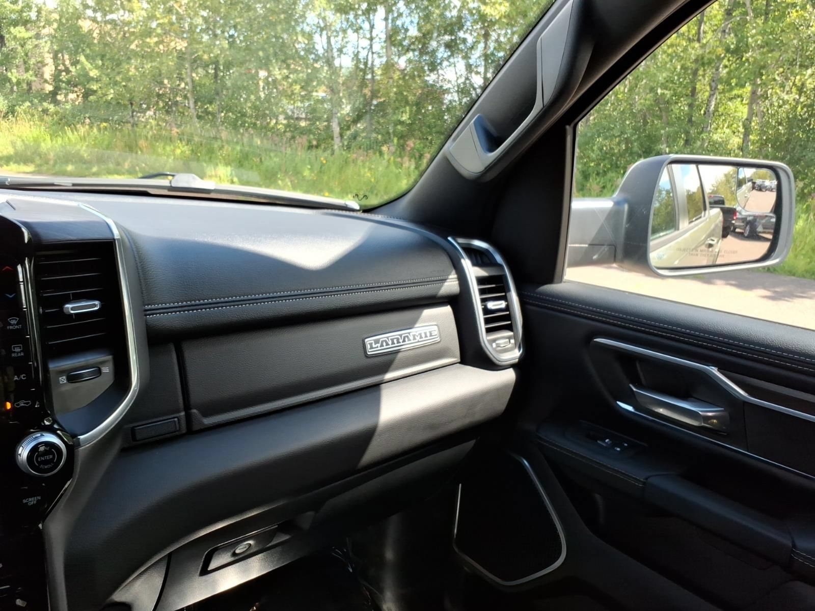 Used 2026 RAM 1500 Laramie AWD/4WD image 26