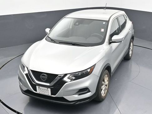 Used 2022 Nissan Rogue Sport S FWD image 28