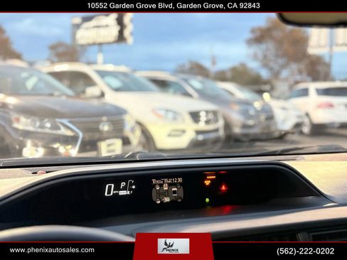 Used 2015 Toyota Prius C One image 38