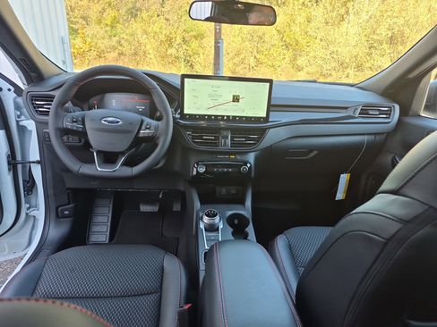 New 2026 Ford Escape ST-Line w/ Tech Pack #1 image 20