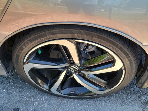 Certified 2022 Honda Accord Sport image 8